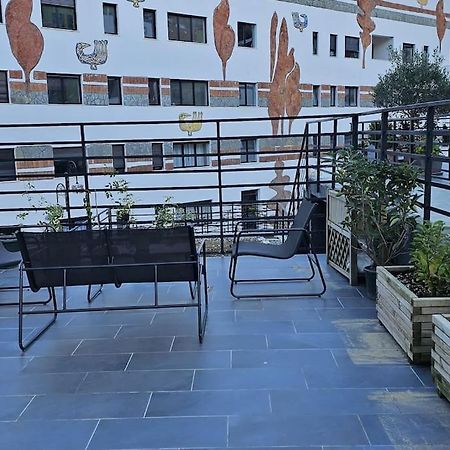 Appartamento Deluxe Flat With Garden_Tirana Esterno foto